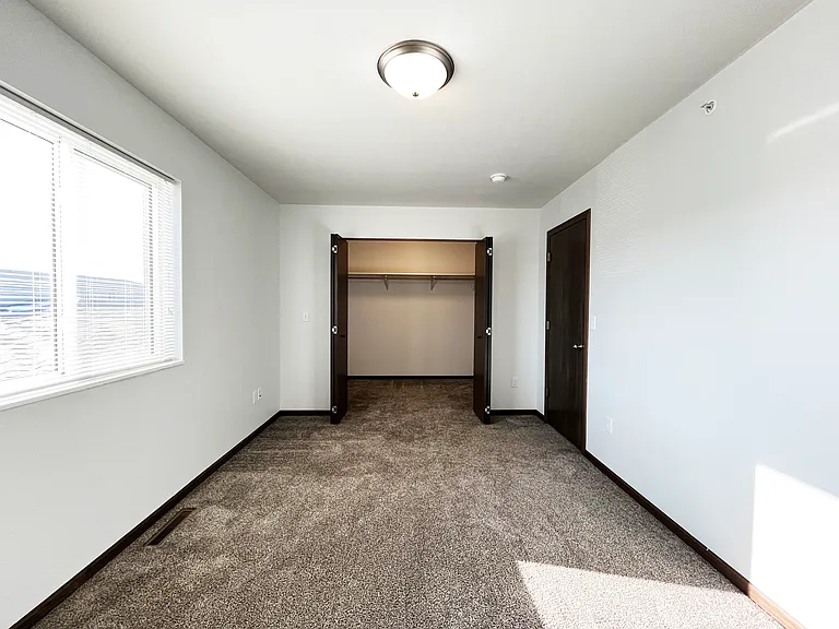 Pineview Townhomes — Photo 8