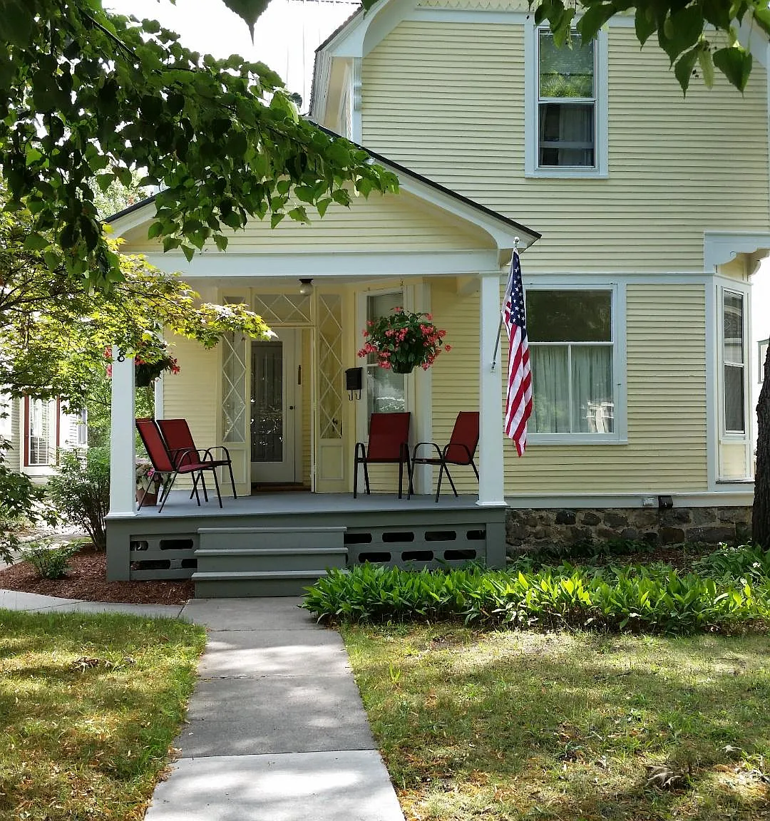 508 Webster St — Photo 1