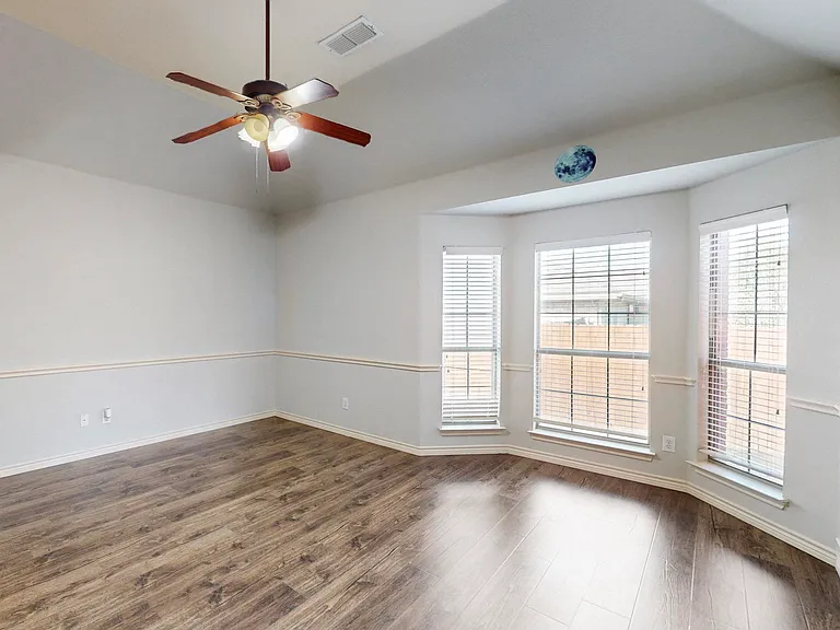 6925 Cattle Dr — Photo 12