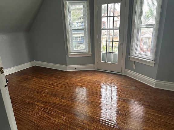 5th image of 191 Winslow Ave #2