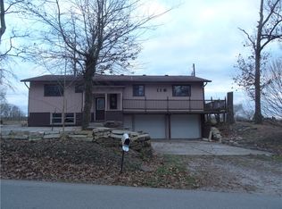 110 Tucks Chapel Rd, Rogers, AR 72756