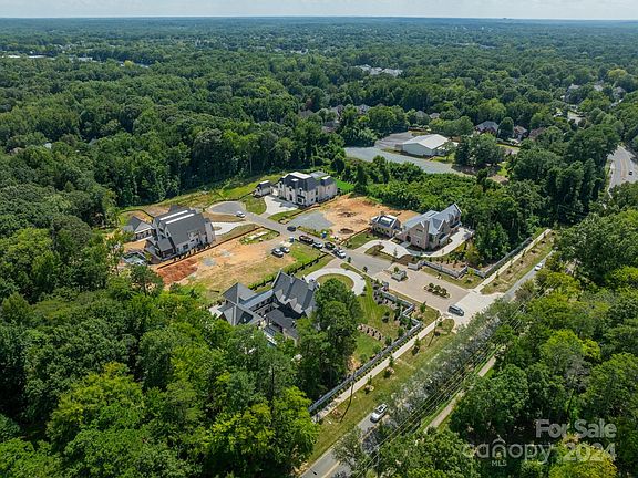 3rd image of 8019 Litaker Manor Ct