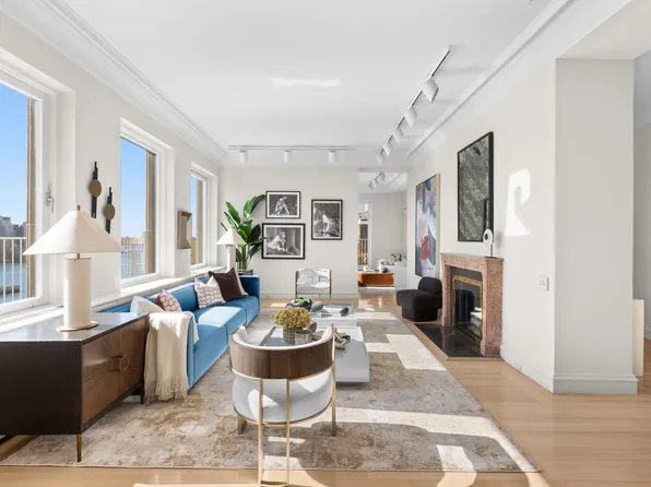 435 East 52nd Street 15A image 1 of 17