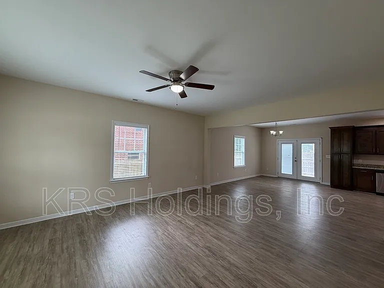 167 Settlers Landing Rd — Photo 2