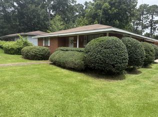 1601 W 7th St, Hattiesburg, MS 39401