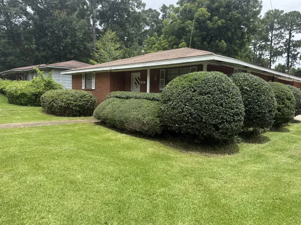 1601 W 7th St, Hattiesburg, MS 39401