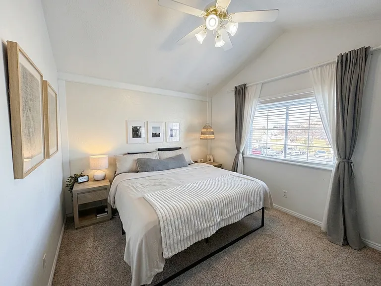 3225 W Davencourt Cir — Photo 8
