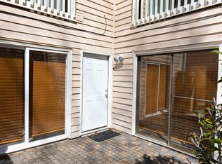 2220 Woodridge Ln APT H, Florence, SC 29501