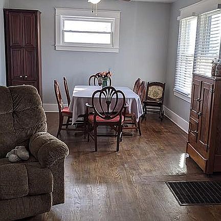 Living into dining room