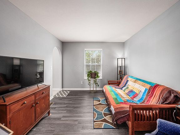 5th image of 5011 Hickory Grove Cir