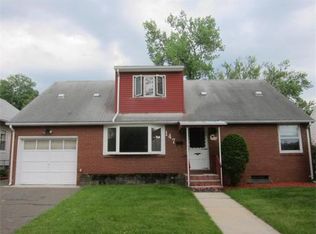 147 Skeele St, Chicopee, MA 01013