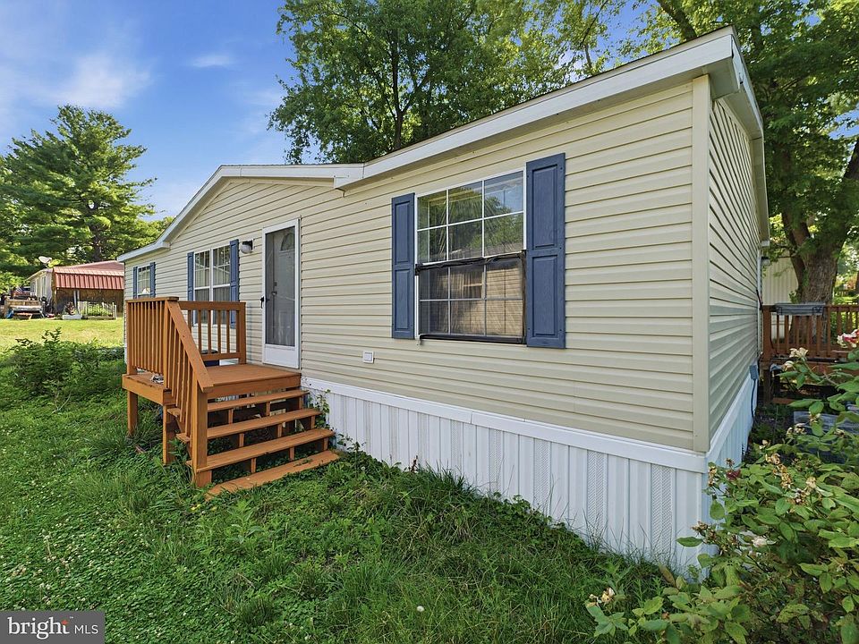 1st image of 17002 Oakleigh Way