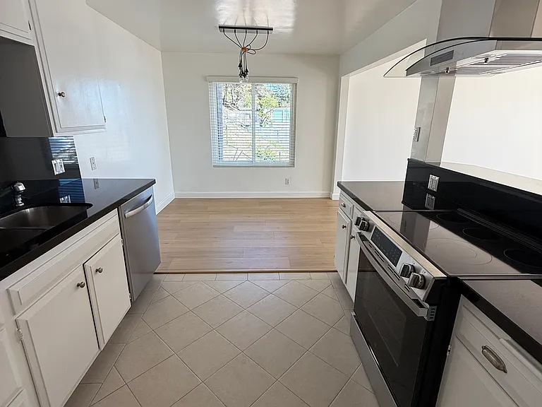 18139 Coastline Dr #1 — Photo 22