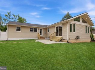 203 Central Ave, Woodbury Heights, NJ 08097