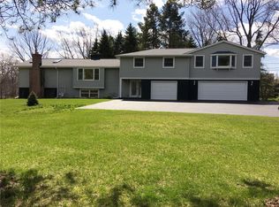 45 Nob Hl, Rochester, NY 14617