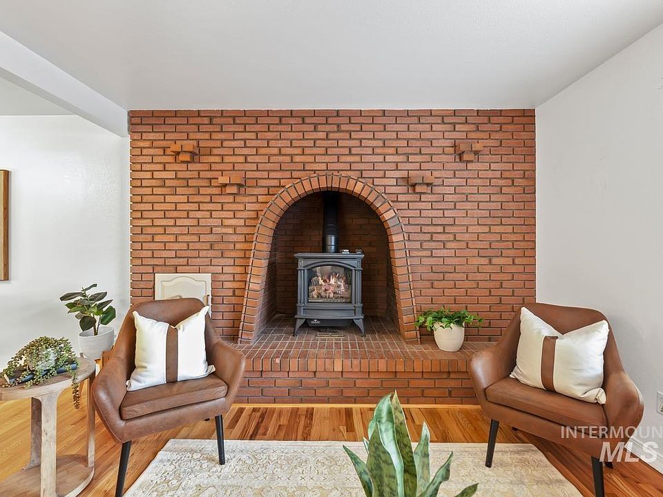 4701 N Collister Dr, Boise, ID 83703 Zillow