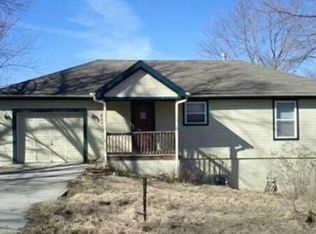 410 S Titus Ave, Excelsior Springs, MO 64024