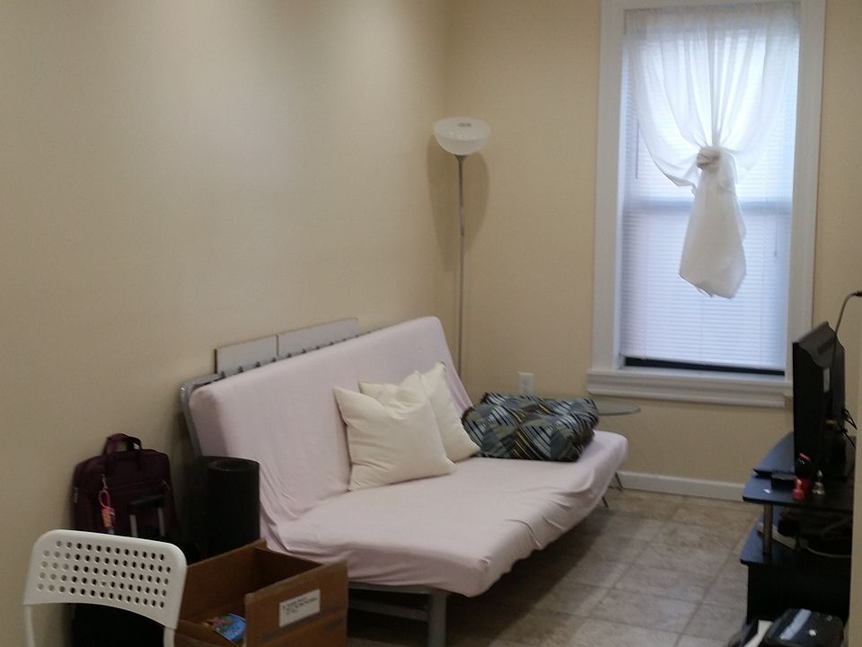 1st image of 2264 43rd St APT 3R