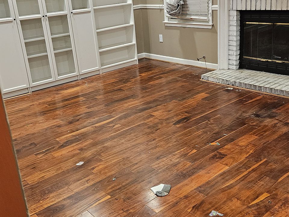1st image of 414 Peachtree Ln