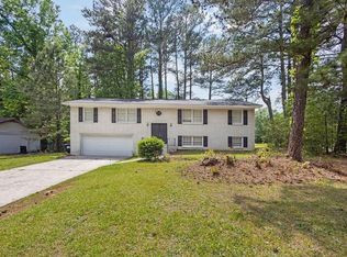 6307 Thornhedge Dr, Riverdale, GA 30296