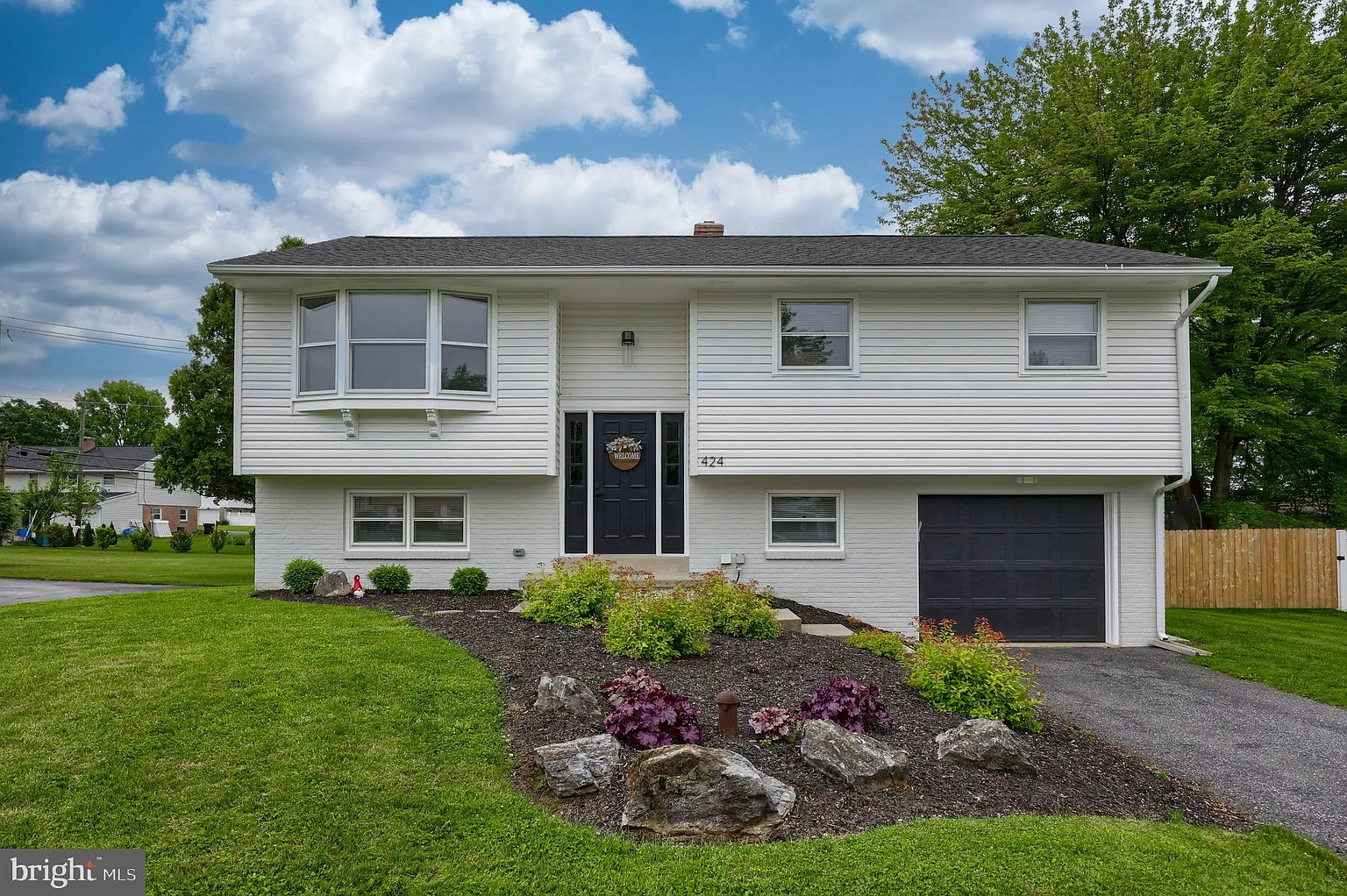 424 Nottingham Ave photo 1