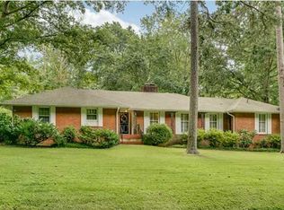 942 Whippoorwill Dr, Signal Mountain, TN 37377