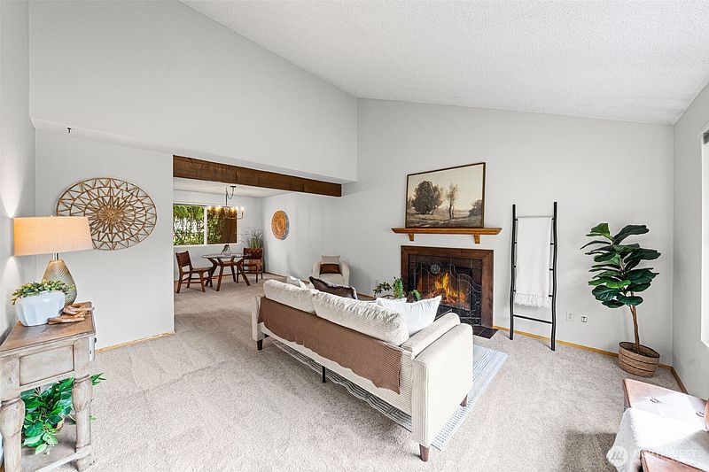 3rd image of 2204 SW 308th Street