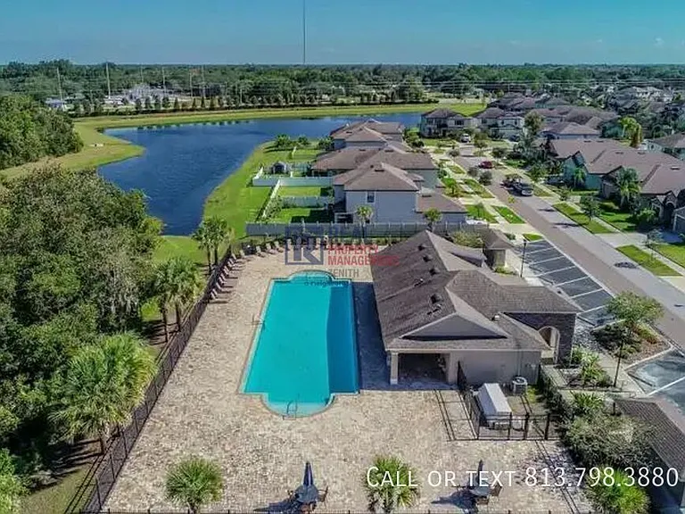 3199 Suncoast Plains Dr — Photo 31
