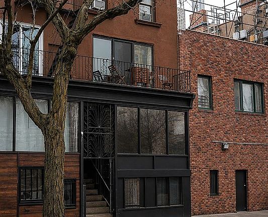 2nd image of 598 Pacific St #B