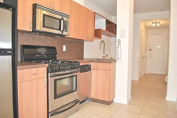 1st image of 167 8th Ave APT 5W
