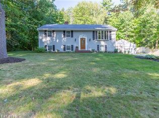 3 Brookside Dr, Falmouth, ME 04105