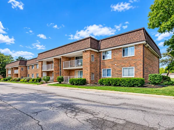 1106 Westover Ln Unit 2B, Schaumburg, IL 60193