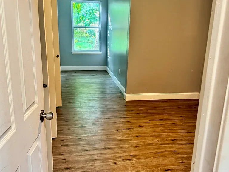 122 Kenilworth Rd — Photo 22