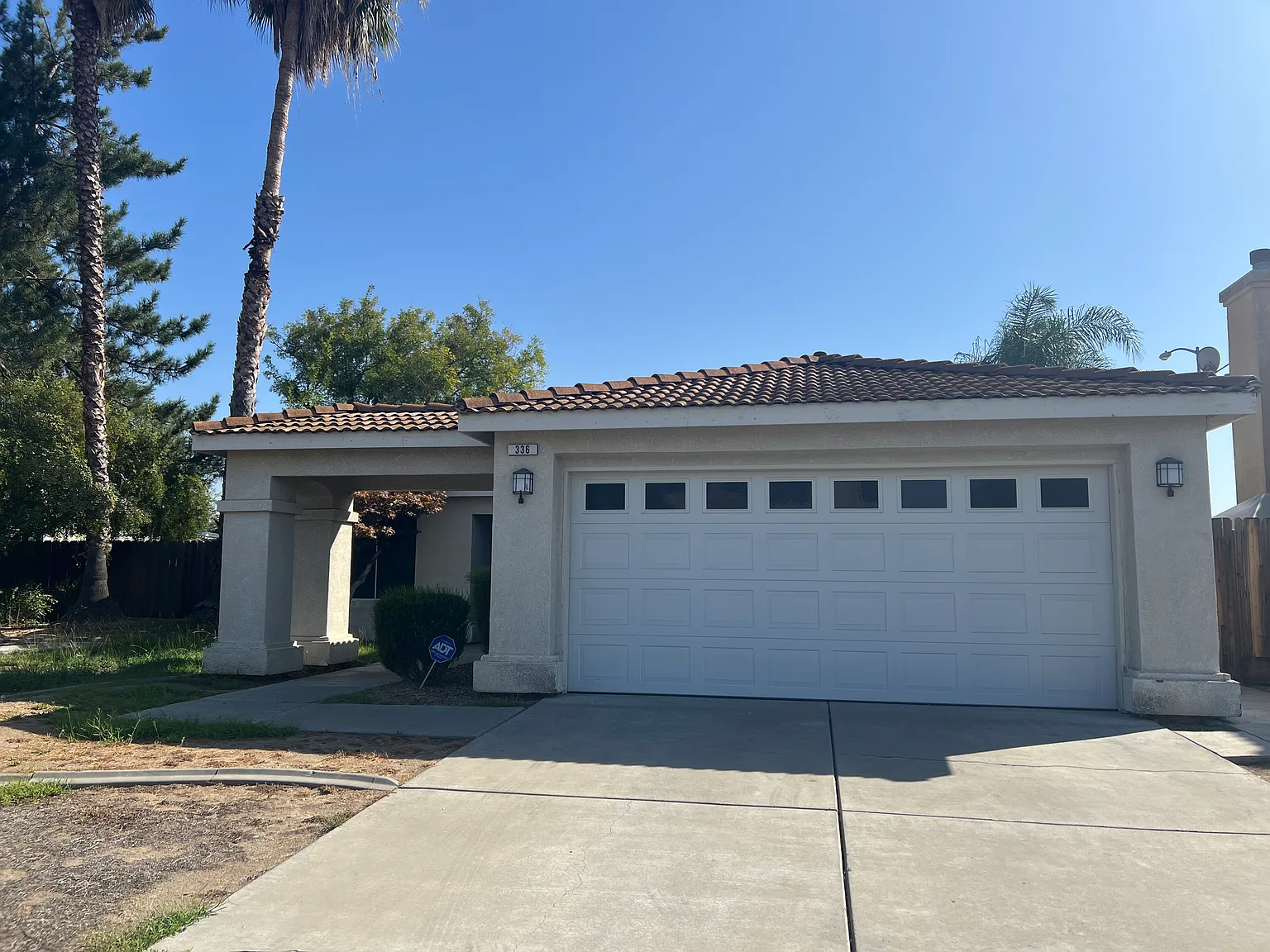336 Teresa Pl photo 1