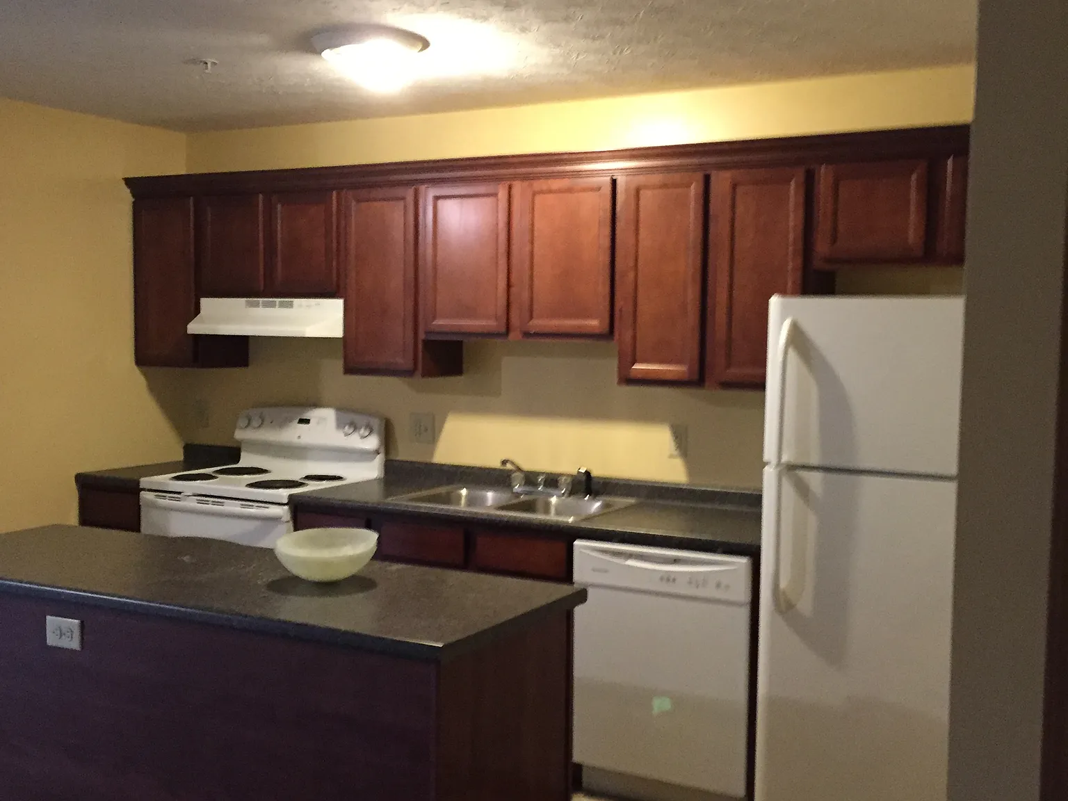 2 bed, 1000 sqft, $950 — Photo 4