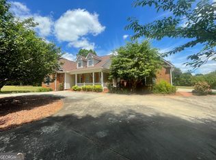 1545 Sam Bell Rd, Clarkesville, GA 30523