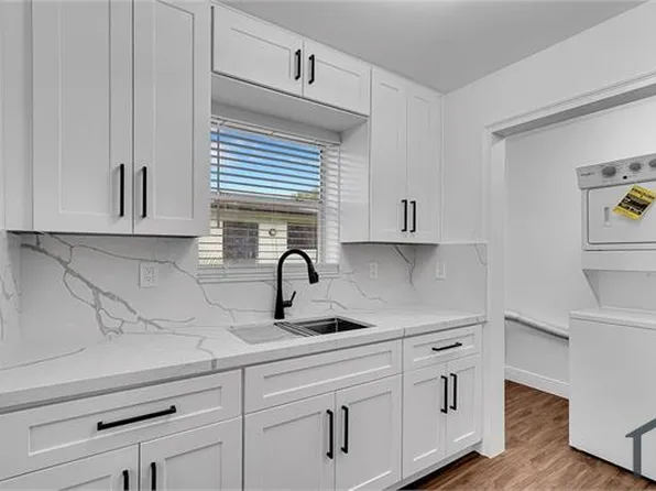 420 SW 27th Ter, Fort Lauderdale, FL 33312