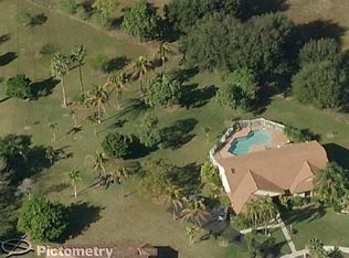 14440 Bedford Ct, Davie, FL 33325