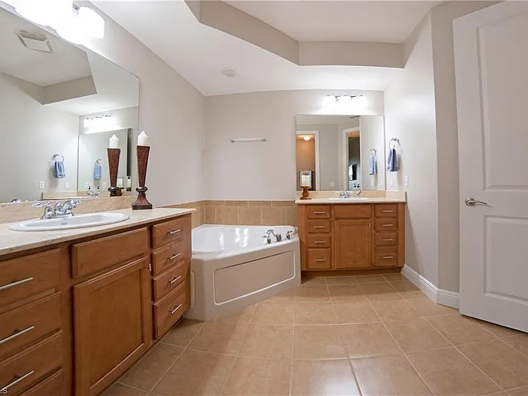 8000 Via Sardinia Way #5207 — Photo 13