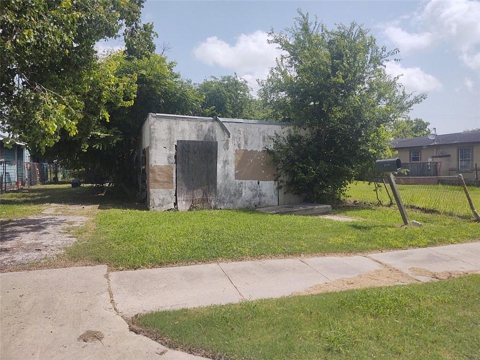 1st image of 4050 Santa Elena St