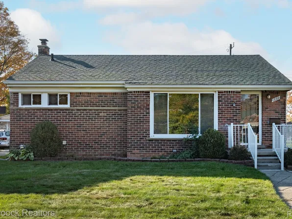 9851 Garvett St, Livonia, MI 48150