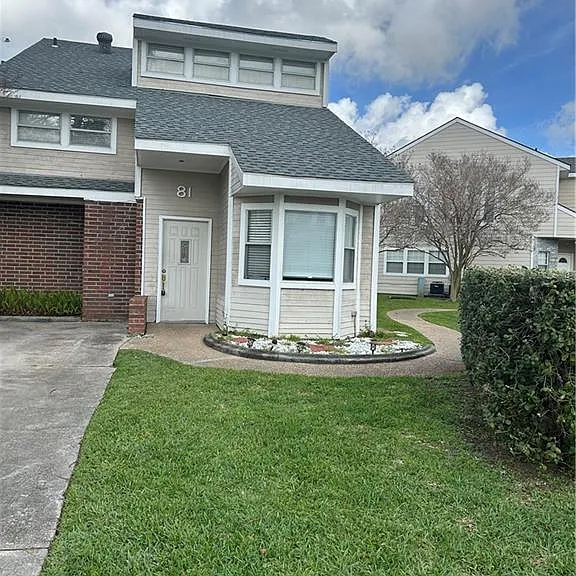 81 Lake Lynn Dr — Photo 1