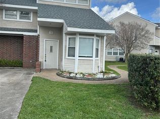 81 Lake Lynn Dr, Harvey, LA 70058