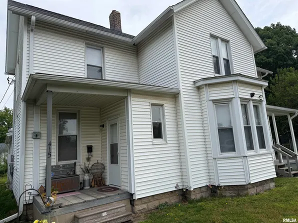 415 Willow St, Pekin, IL 61554