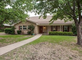 7963 Woodstone Ln, Dallas, TX 75248