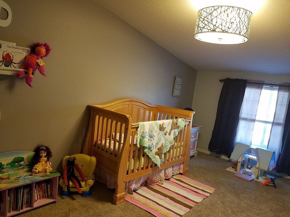 Upstairs bedroom