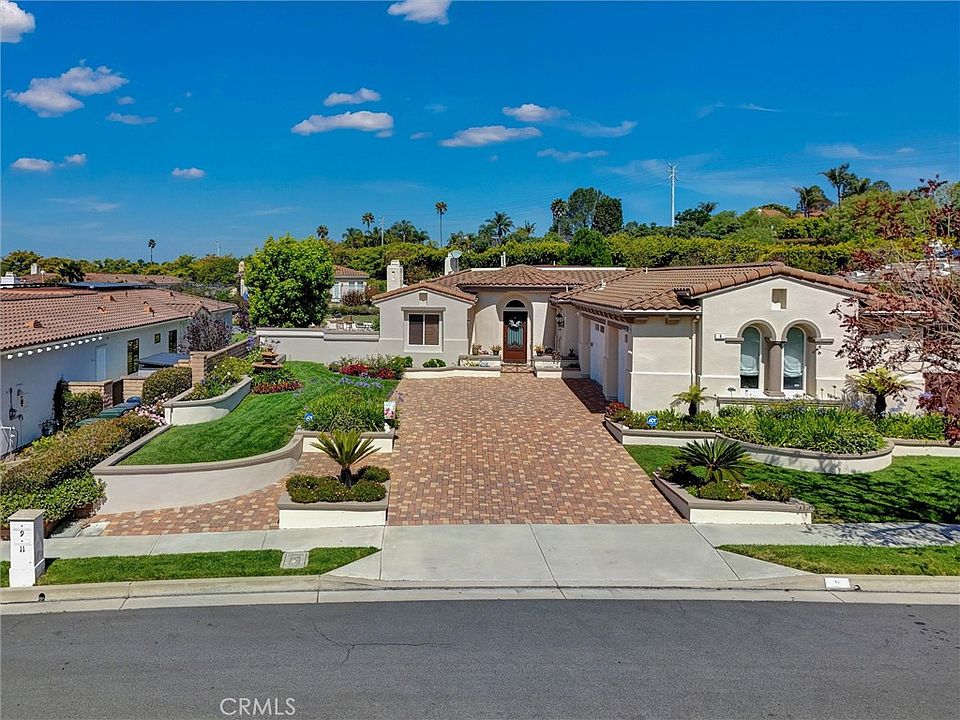 1st image of 9 Sail View Ave