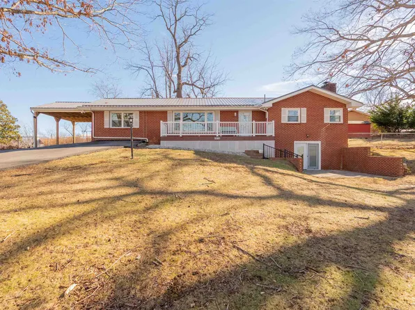 1612 Westwood Dr, Pulaski, VA 24301
