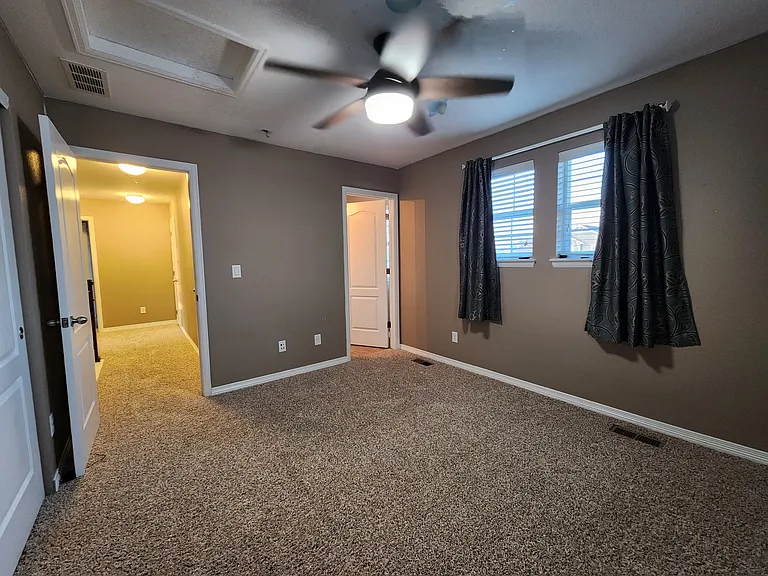8314 Grasslands Way — Photo 38