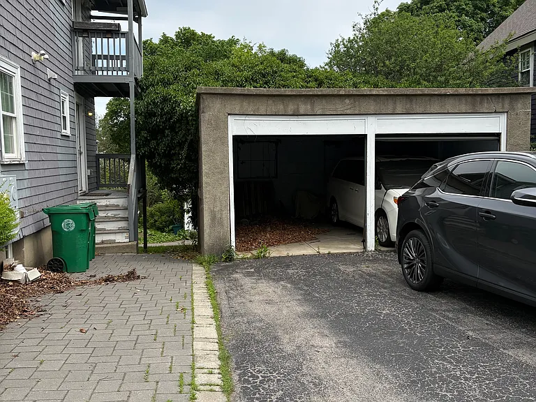 15 Nonantum St #2 — Photo 12